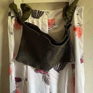Two-piece summer outfit. Never worn!